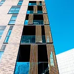 Cool Studio-Apartment In Fredriksberg Wbalcony